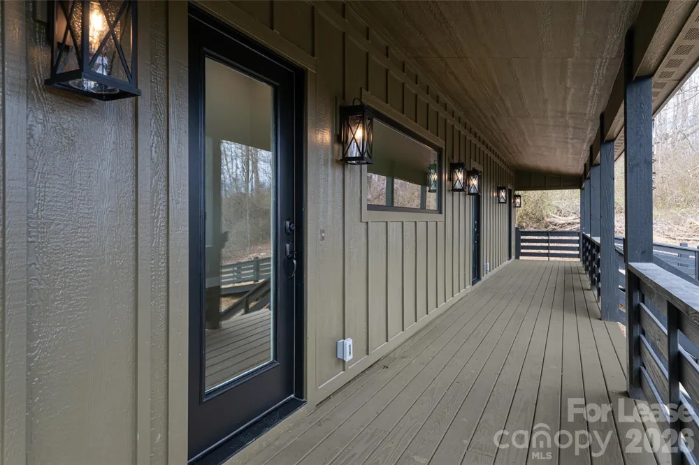 153-B Hackleburg Lane Hendersonville, NC 28792