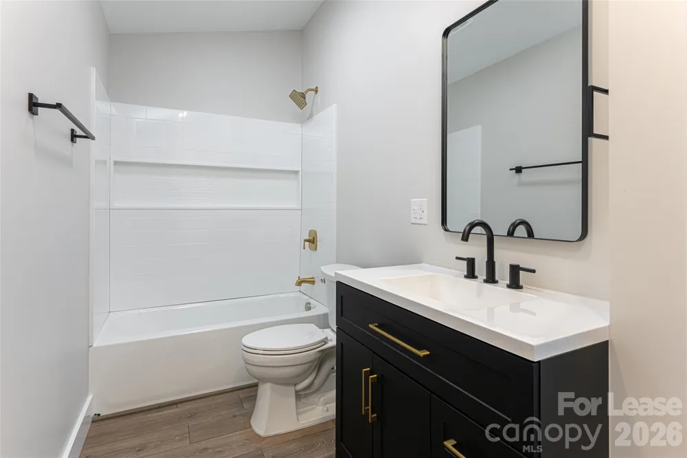 153-B Hackleburg Lane Hendersonville, NC 28792