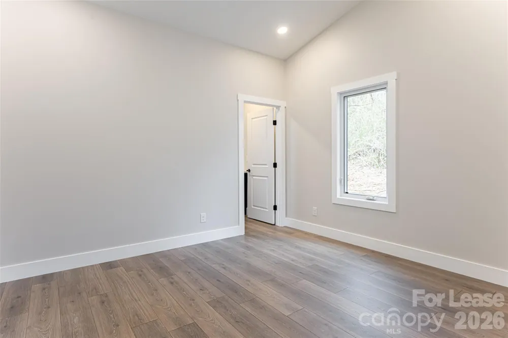 153-B Hackleburg Lane Hendersonville, NC 28792