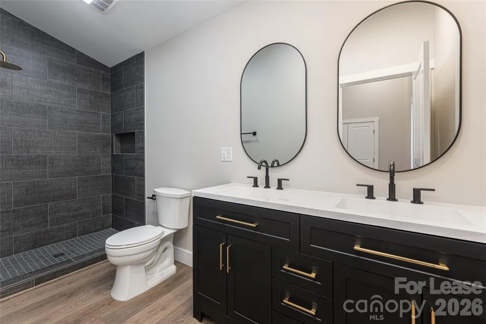 153-B Hackleburg Lane Hendersonville, NC 28792