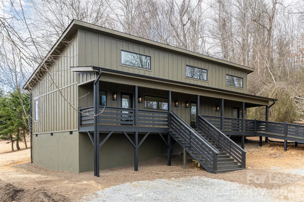 153-B Hackleburg Lane Hendersonville, NC 28792