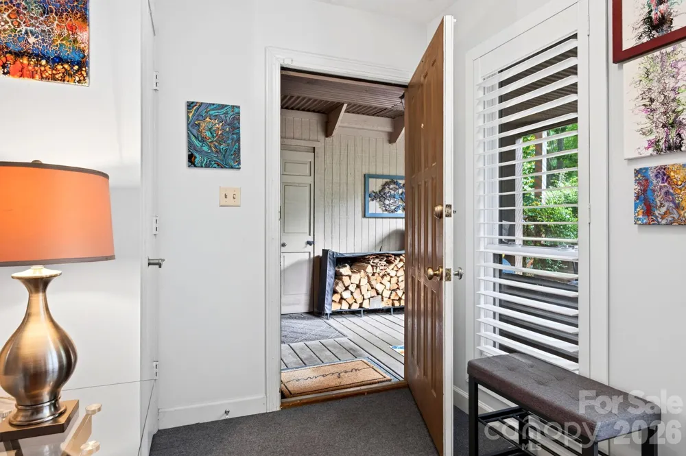 9 Ravencroft Lane #B-9 and Garage 2 Unit D Asheville, NC 28803