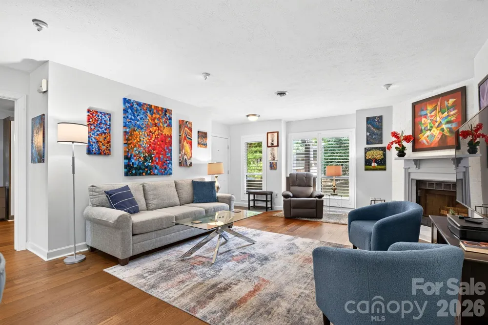 9 Ravencroft Lane #B-9 and Garage 2 Unit D Asheville, NC 28803