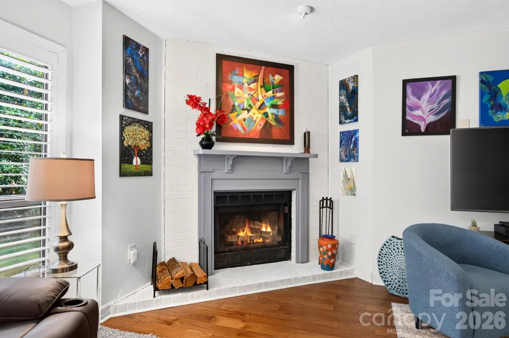 9 Ravencroft Lane #B-9 and Garage 2 Unit D Asheville, NC 28803