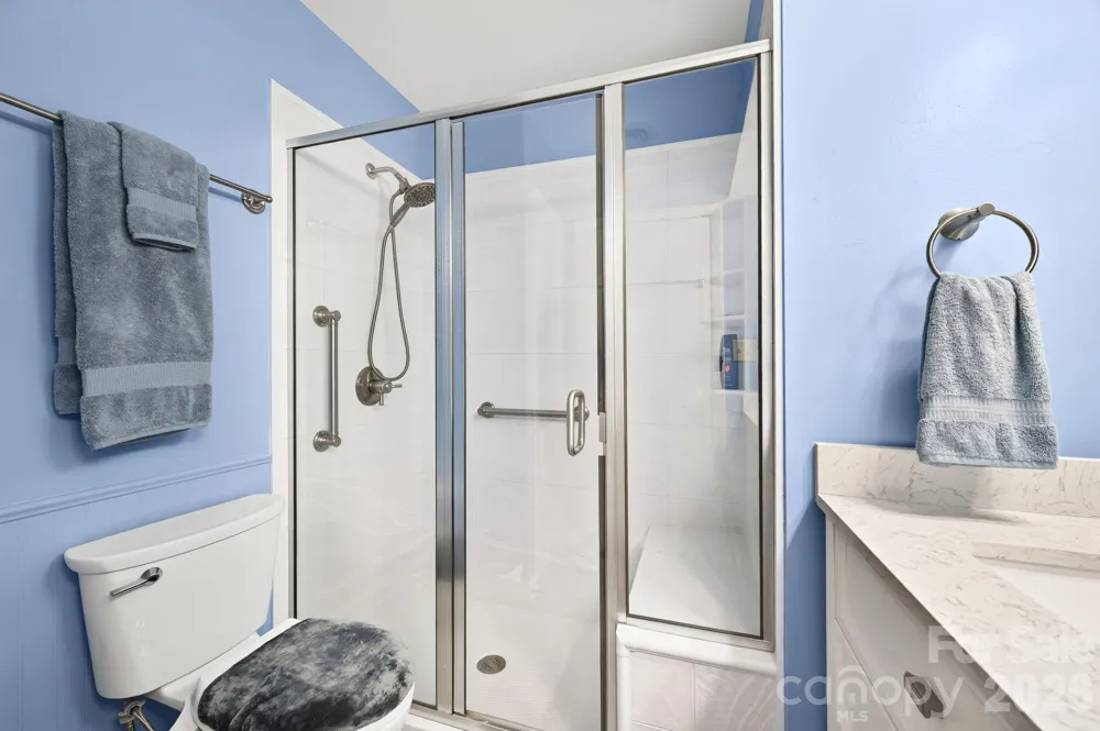 9 Ravencroft Lane #B-9 and Garage 2 Unit D Asheville, NC 28803