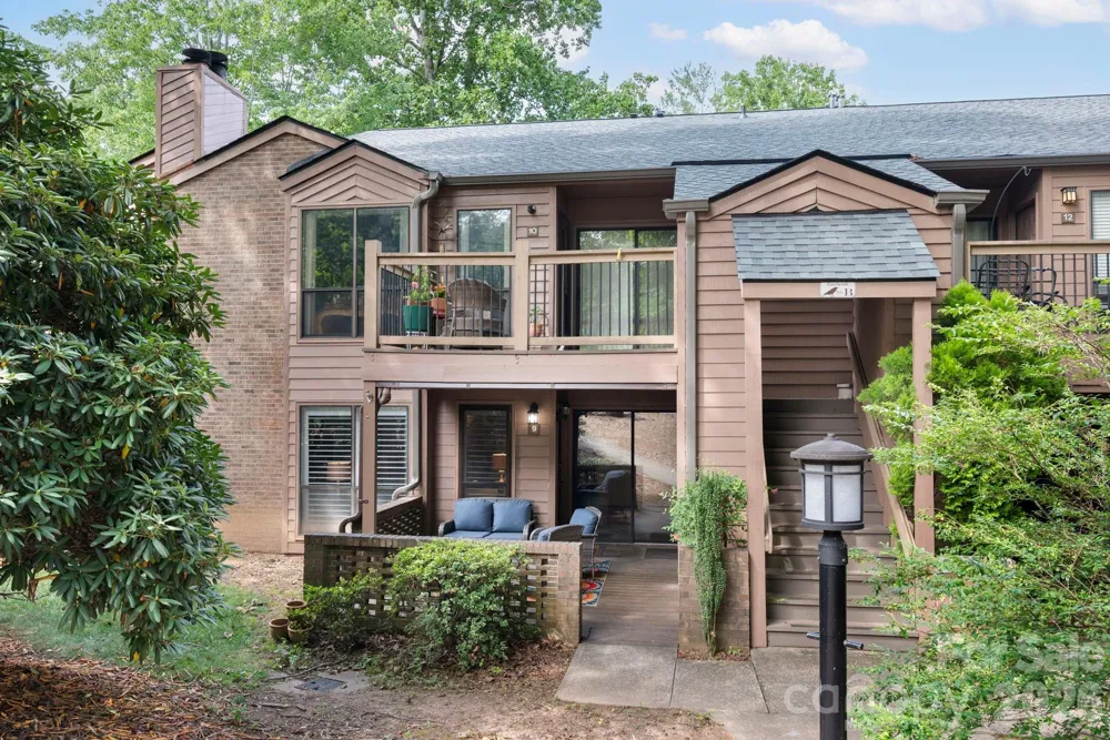 9 Ravencroft Lane #B-9 and Garage 2 Unit D Asheville, NC 28803