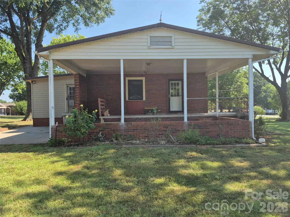 1267 Howards Creek Mill Road Vale, NC 28168