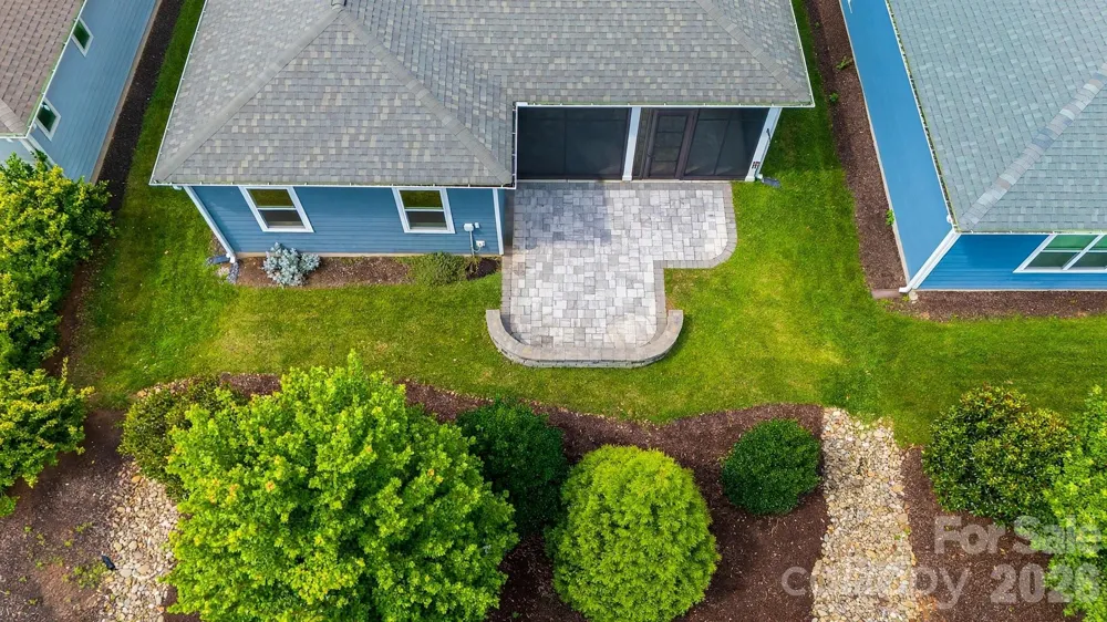 5201 Looking Glass Trail Denver, NC 28037