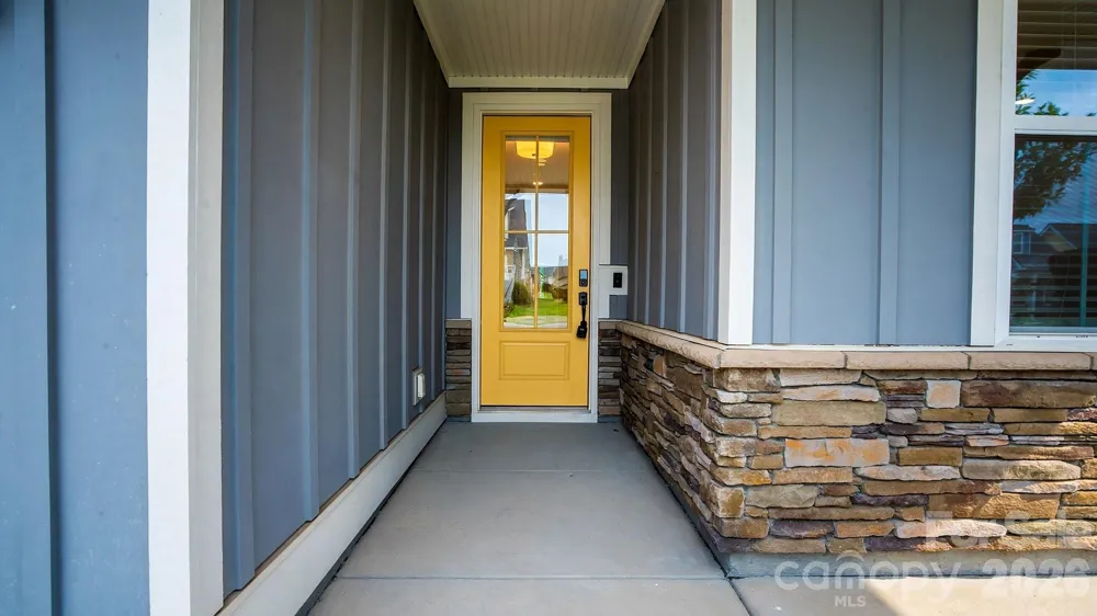 5201 Looking Glass Trail Denver, NC 28037