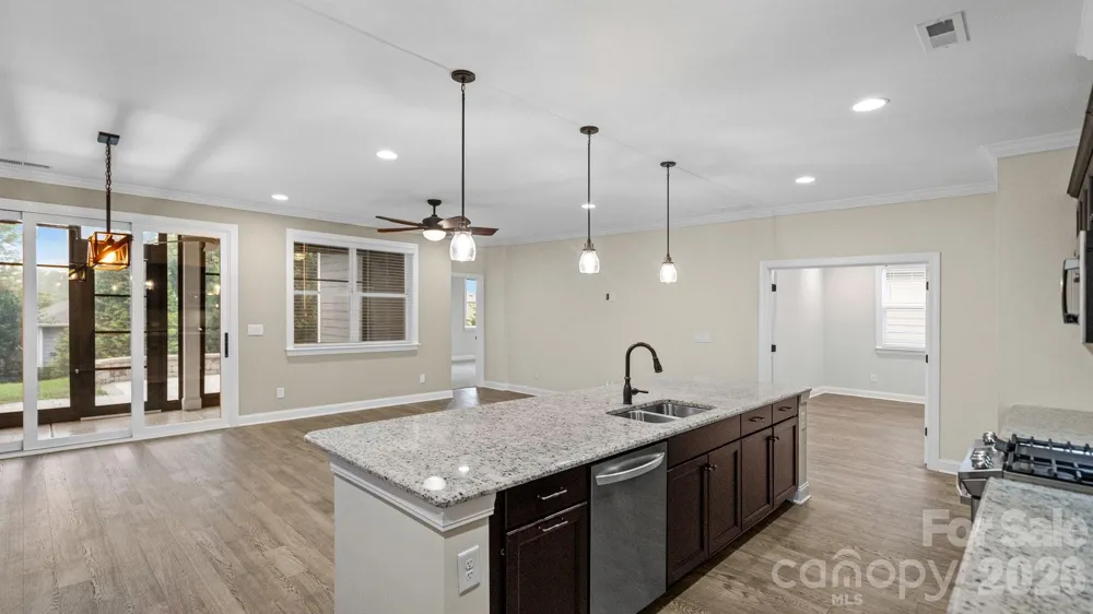 5201 Looking Glass Trail Denver, NC 28037