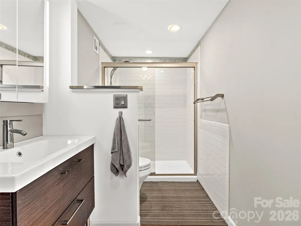 647 Town Mountain Road #309 Asheville, NC 28804