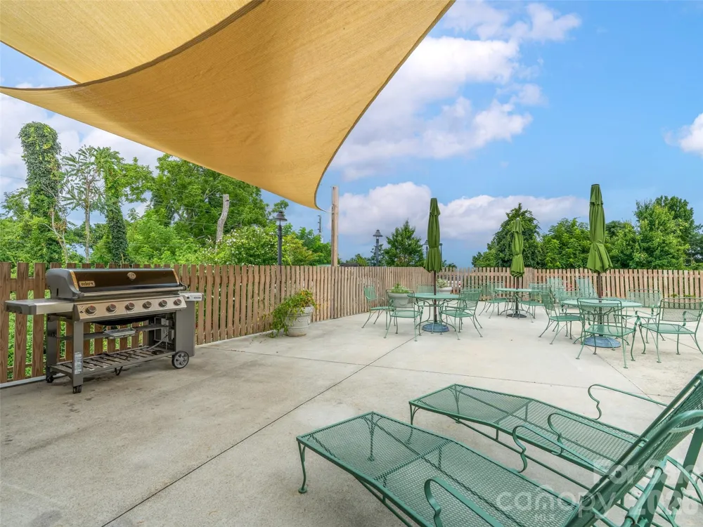 647 Town Mountain Road #309 Asheville, NC 28804