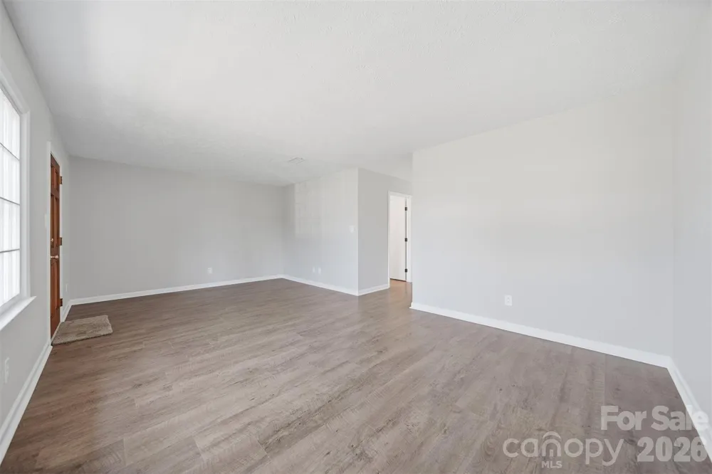 414 7th Street NE Hickory, NC 28601