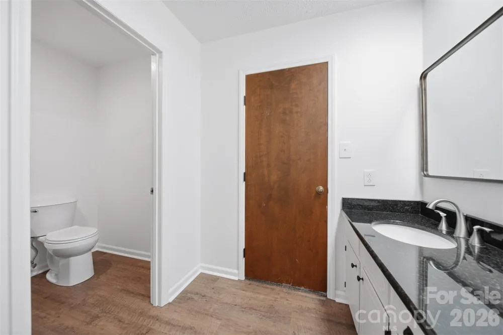 414 7th Street NE Hickory, NC 28601