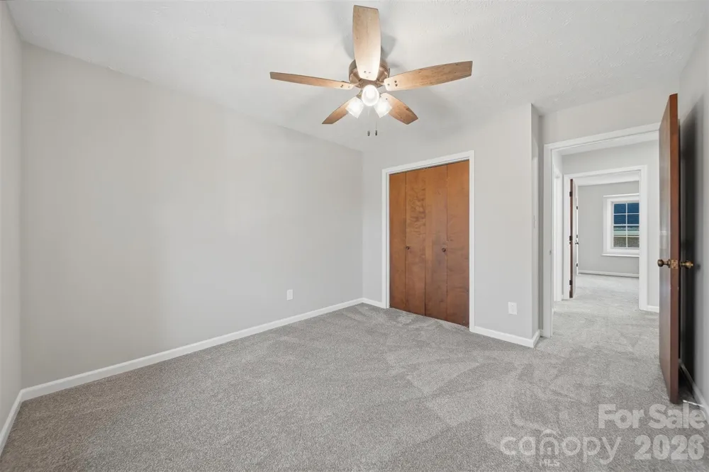 414 7th Street NE Hickory, NC 28601