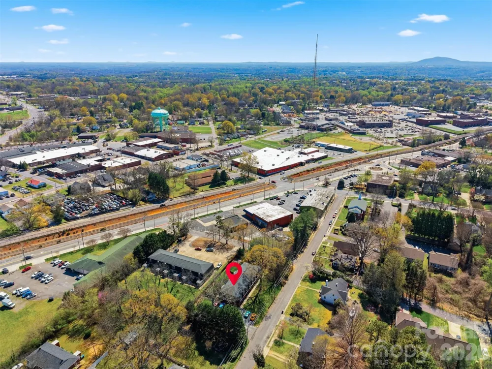 414 7th Street NE Hickory, NC 28601
