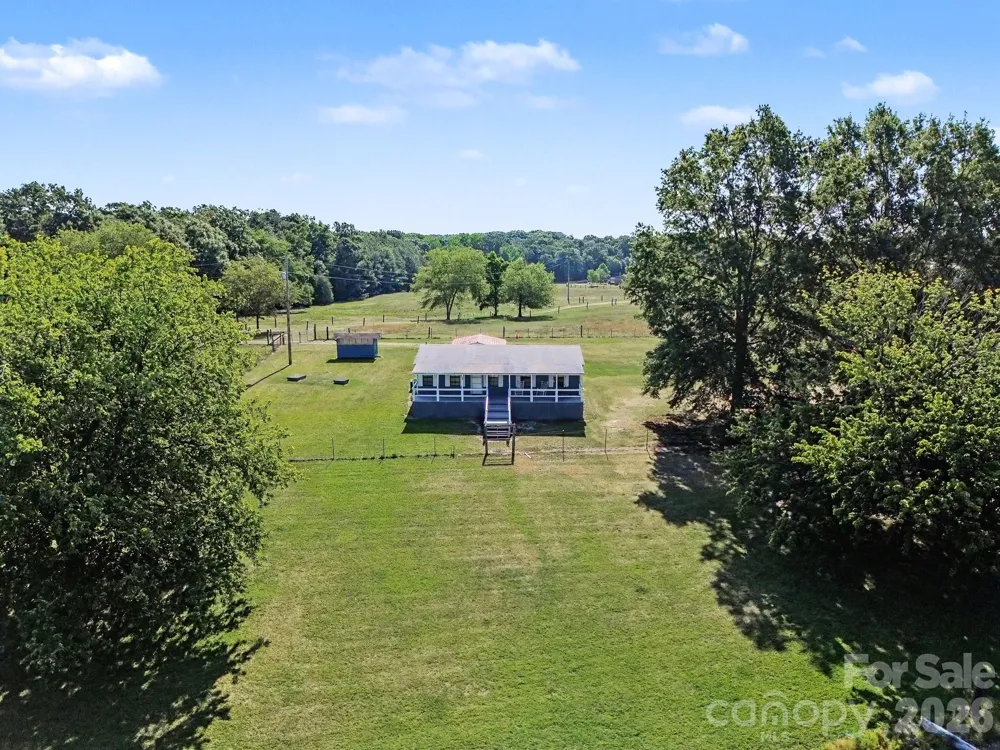 812 Forest Hills School Road Marshville, NC 28103