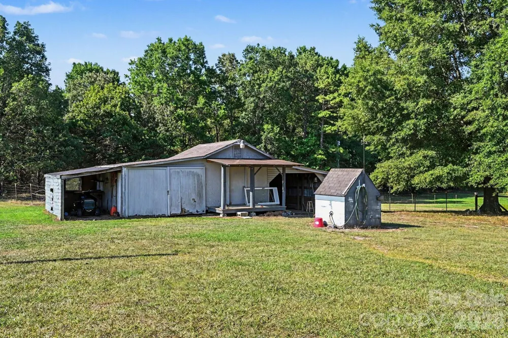 812 Forest Hills School Road Marshville, NC 28103
