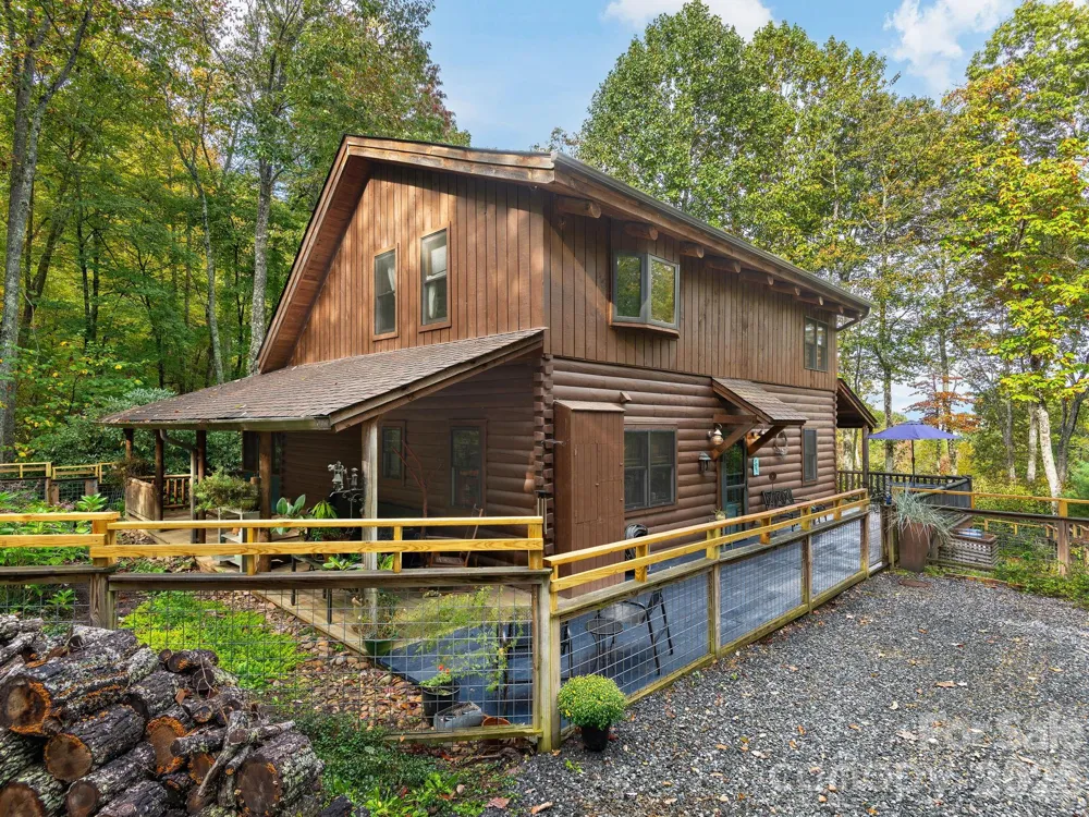102 and 104 Carriage Drive Fairview, NC 28730