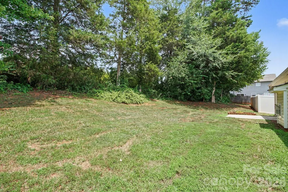 108 Briarwood Lane Mount Holly, NC 28120
