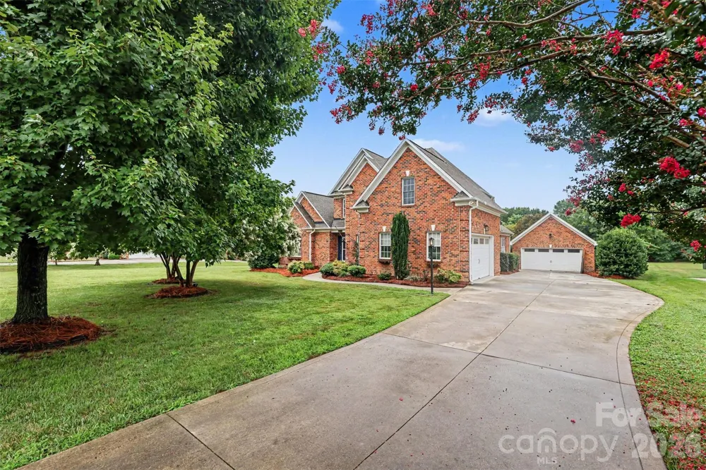 1004 Creekwalk Drive Stanley, NC 28164