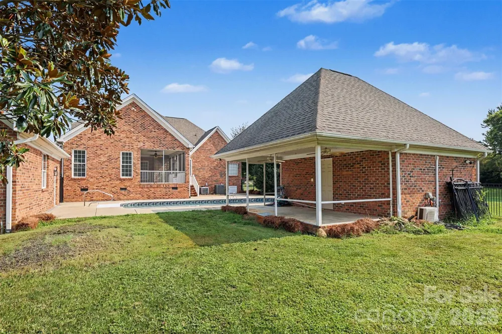 1004 Creekwalk Drive Stanley, NC 28164