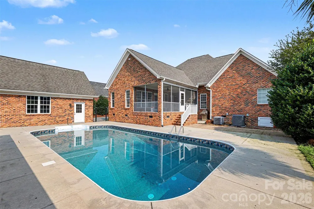 1004 Creekwalk Drive Stanley, NC 28164