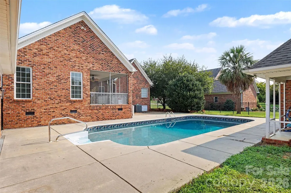1004 Creekwalk Drive Stanley, NC 28164