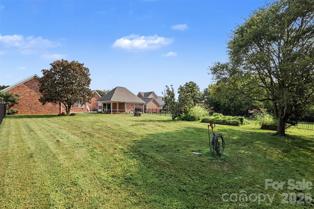 1004 Creekwalk Drive Stanley, NC 28164