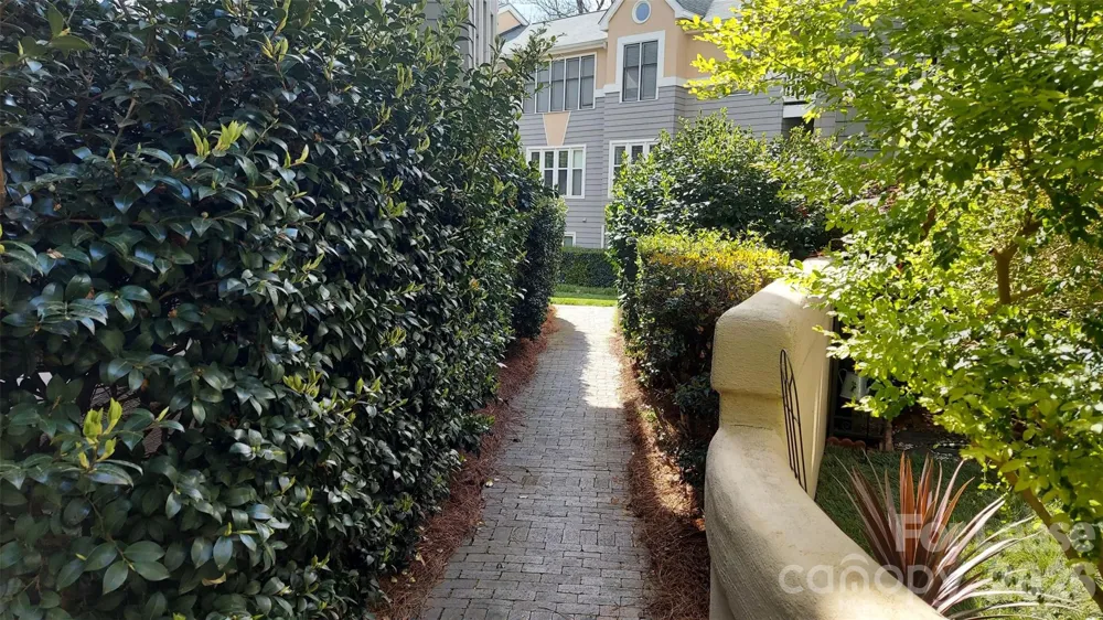 226 Queens Road #68 Charlotte, NC 28204