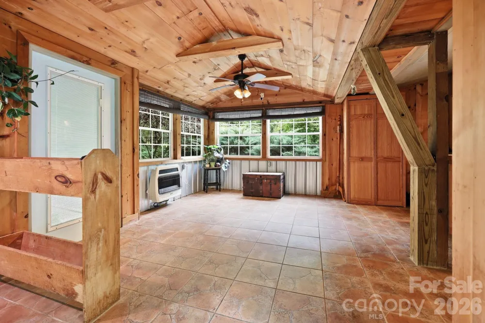 98 Secluded Cove Waynesville, NC 28785