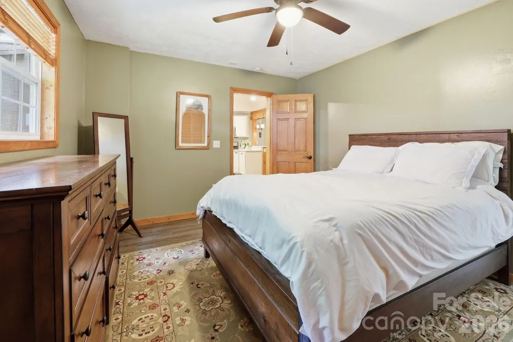 98 Secluded Cove Waynesville, NC 28785