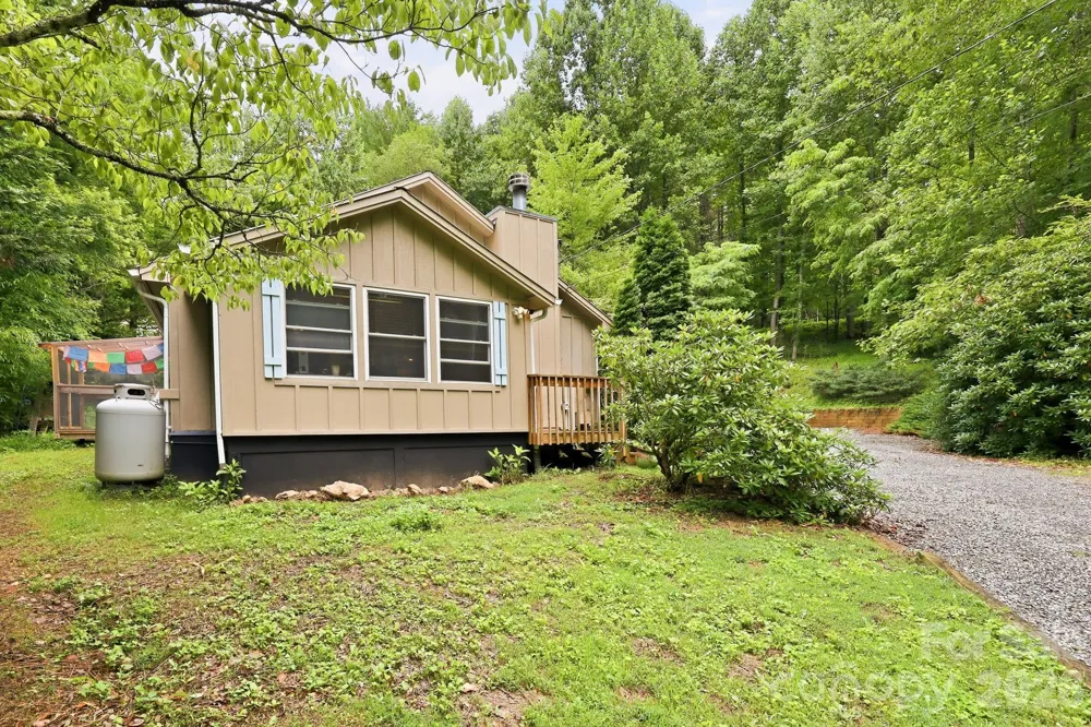 98 Secluded Cove Waynesville, NC 28785
