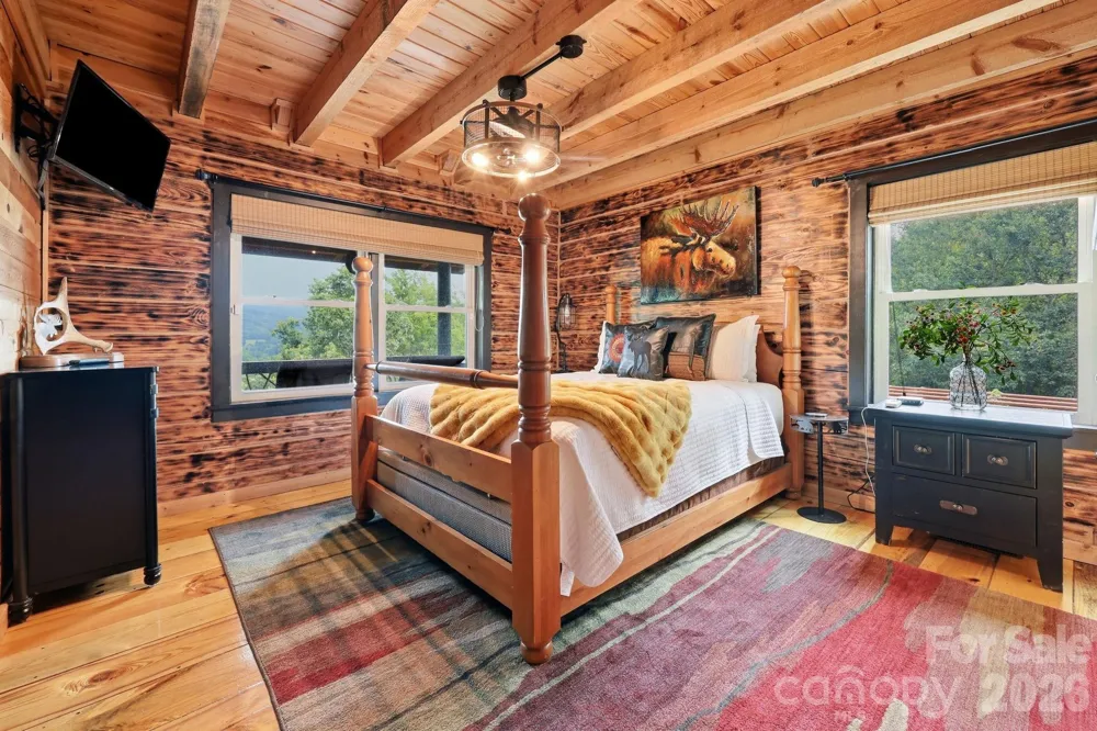 206 Hamlet Drive Burnsville, NC 28714