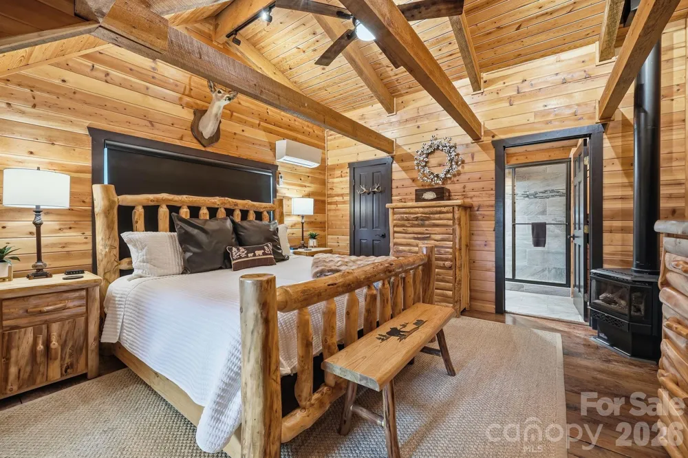 206 Hamlet Drive Burnsville, NC 28714