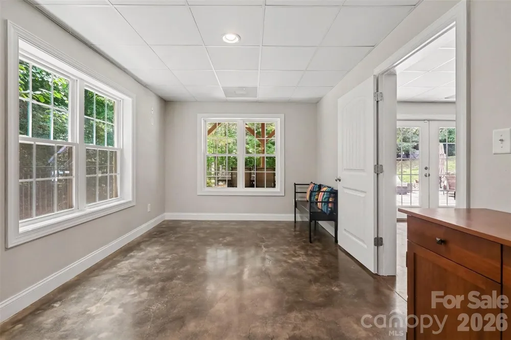 765 Sloan Street Denver, NC 28037