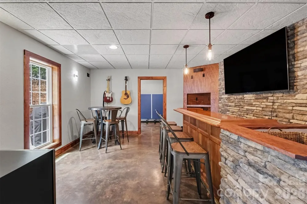 765 Sloan Street Denver, NC 28037