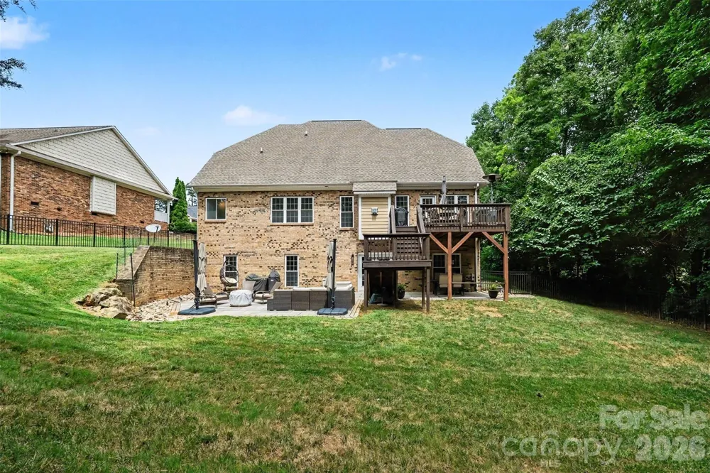 765 Sloan Street Denver, NC 28037