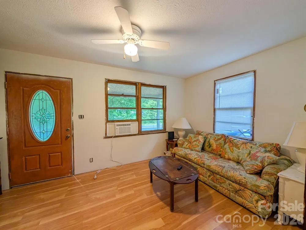 172 Lower Browns Creek Road Burnsville, NC 28714