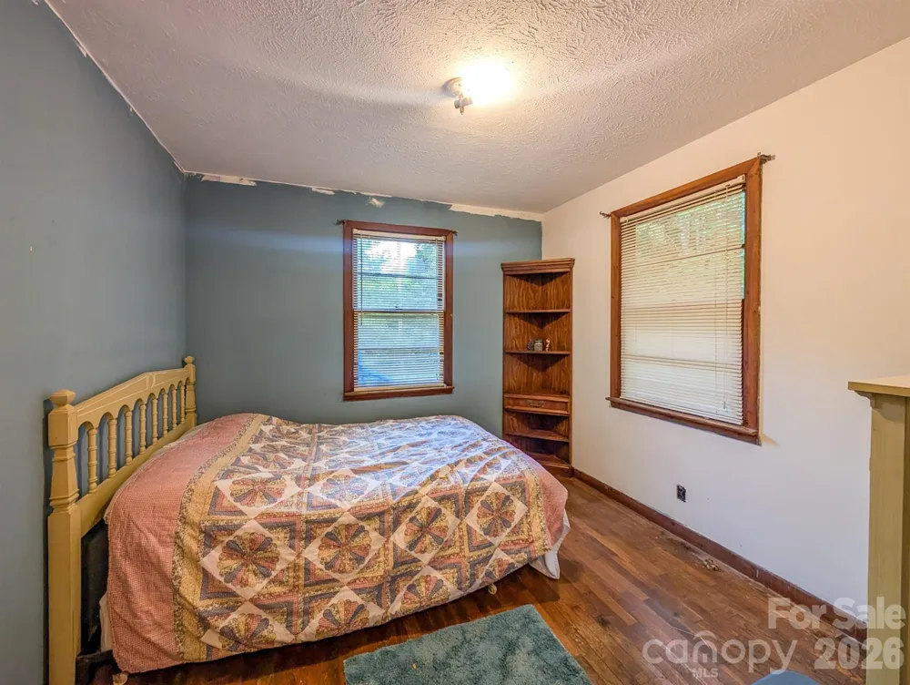 172 Lower Browns Creek Road Burnsville, NC 28714