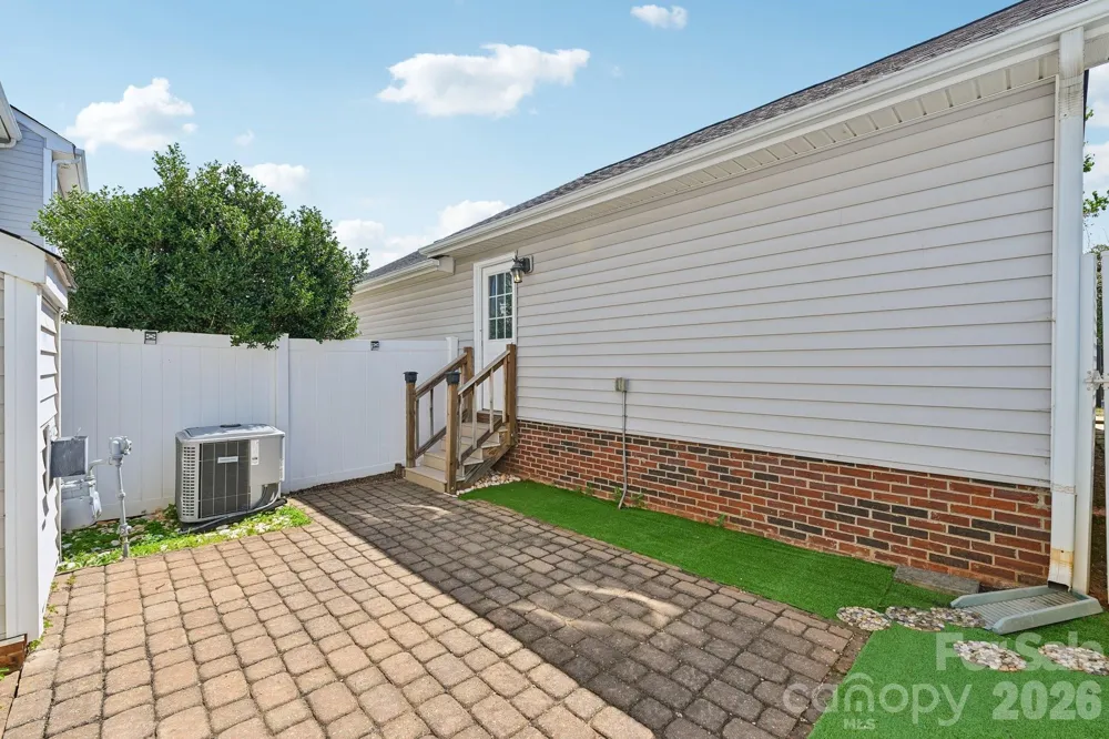 20524 Harbor View Drive Cornelius, NC 28031