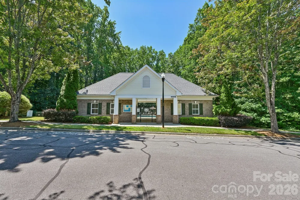 20524 Harbor View Drive Cornelius, NC 28031