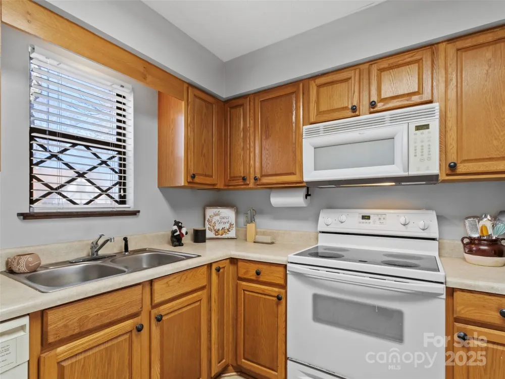 383 Overlook Drive #Alpine 2 Burnsville, NC 28714