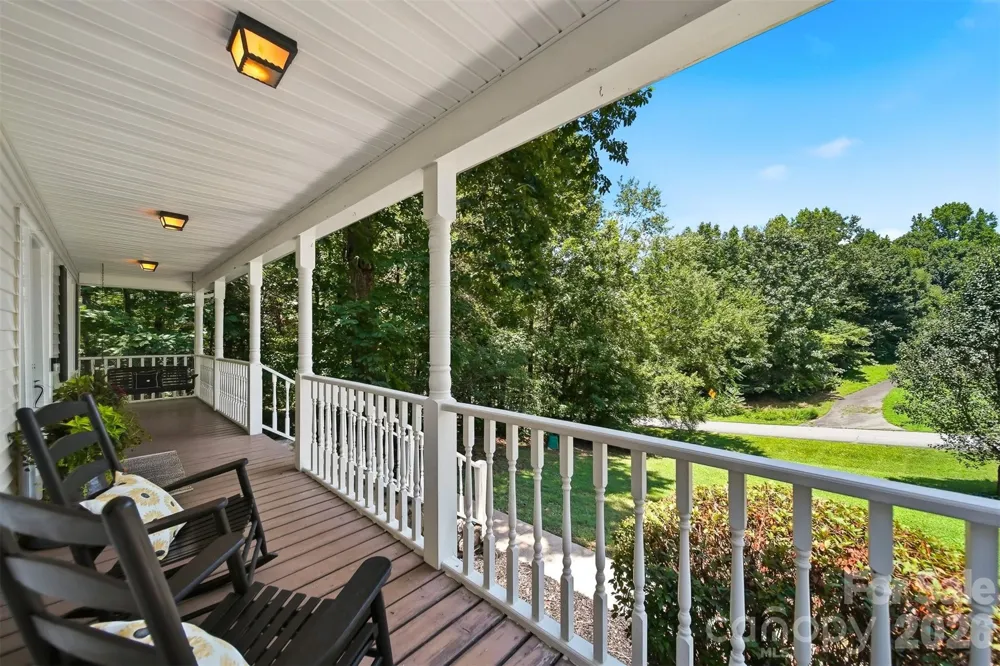 131 Fox Runn Drive Granite Falls, NC 28630