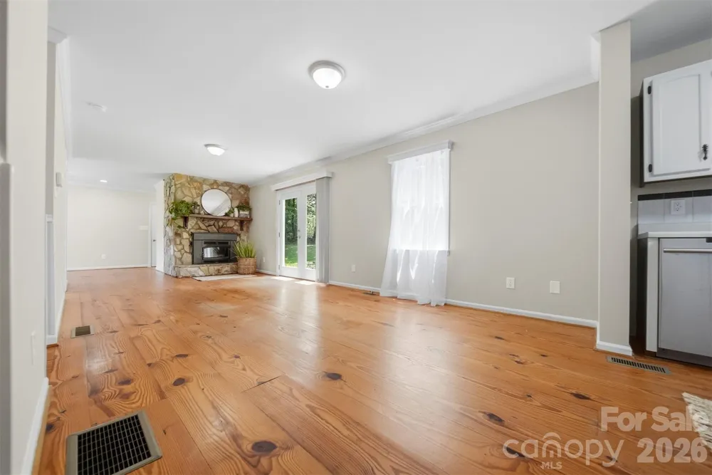 131 Fox Runn Drive Granite Falls, NC 28630