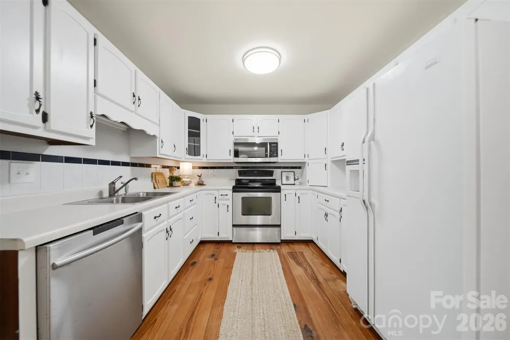 131 Fox Runn Drive Granite Falls, NC 28630