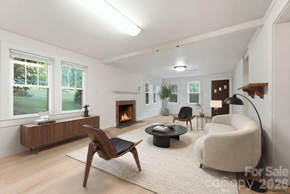1686 Dutch Cove Road Canton, NC 28716