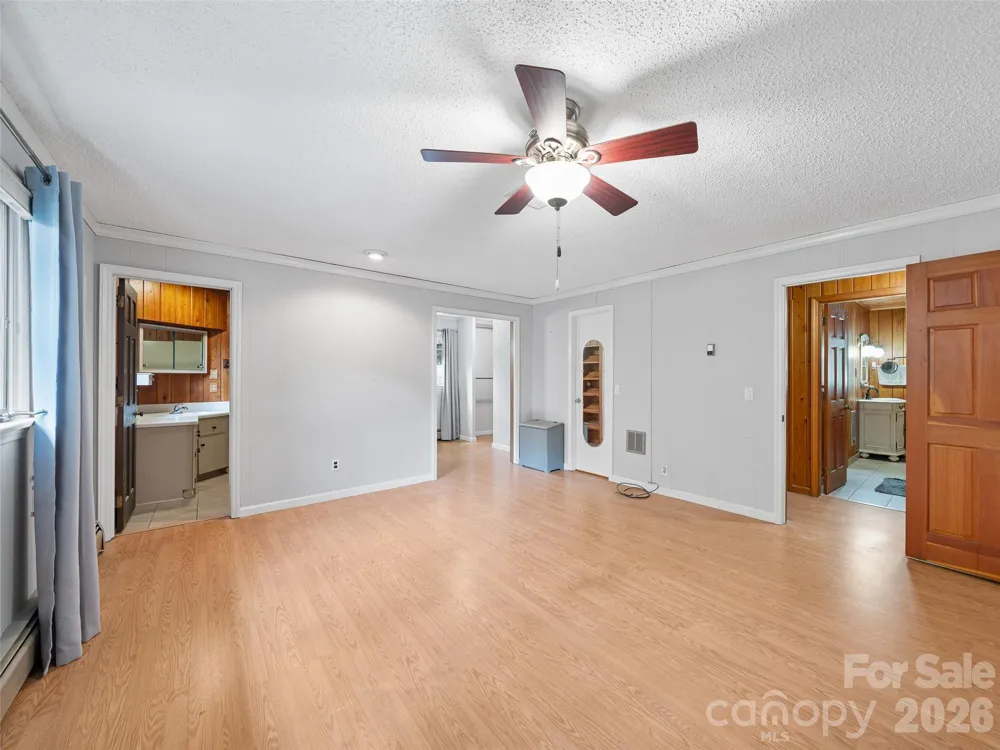 1065 Upper Pig Pen Road Green Mountain, NC 28740