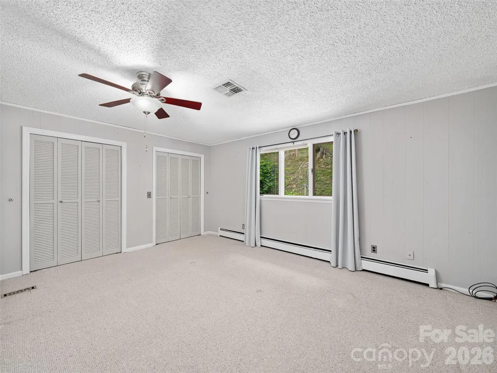 1065 Upper Pig Pen Road Green Mountain, NC 28740