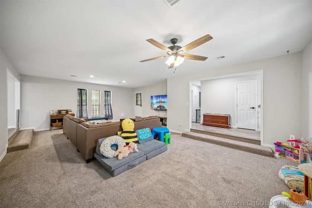 5200 S Robert Girten Road Chelsea, OK 74016